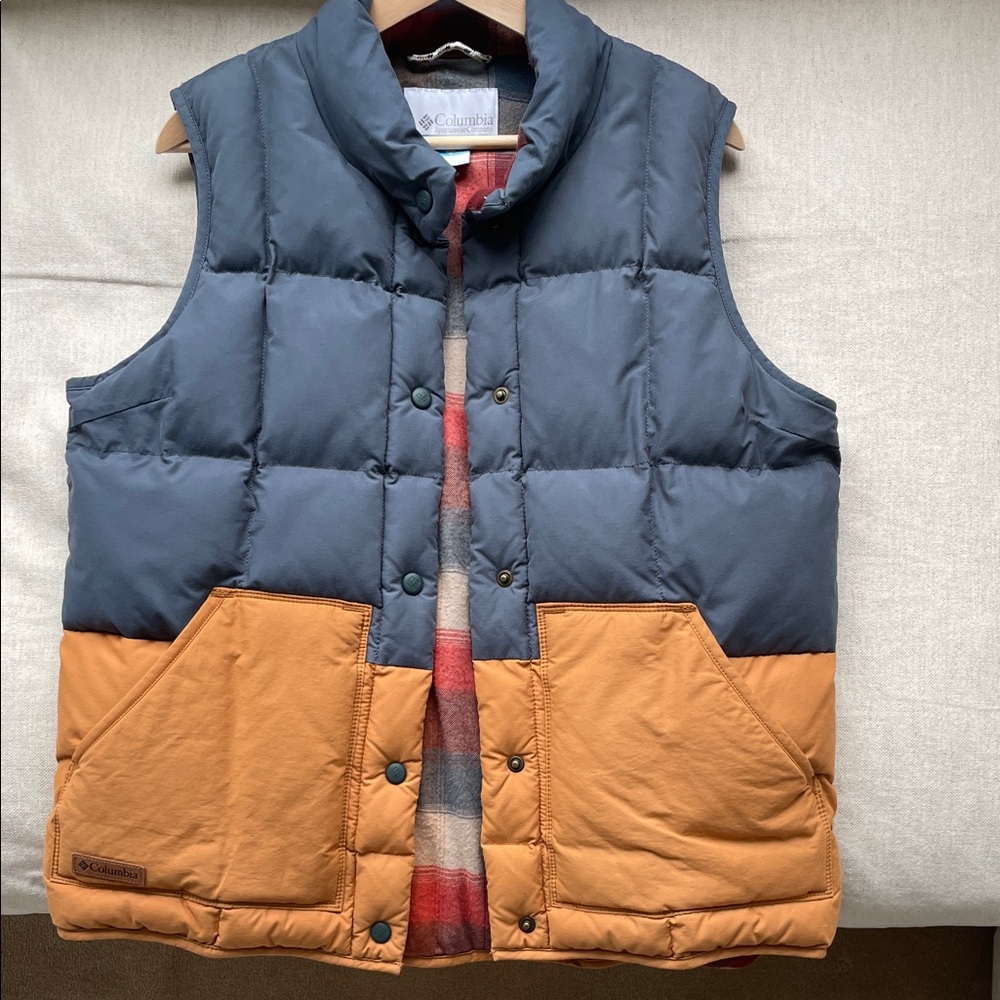 Columbia Two-Tone Quilted Vest